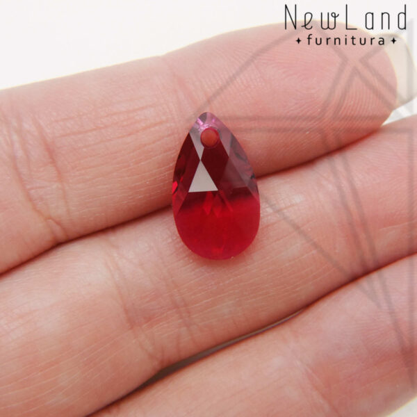 Кристаллы Сваровски капля 16х9 мм (Ruby)